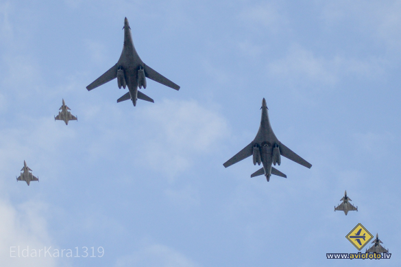 Rockwell B-1B Lancer